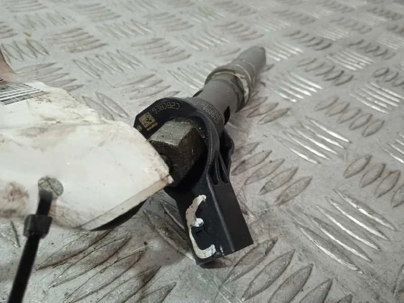 Inyector para Volkswagen Crafter Caja Cerrada
