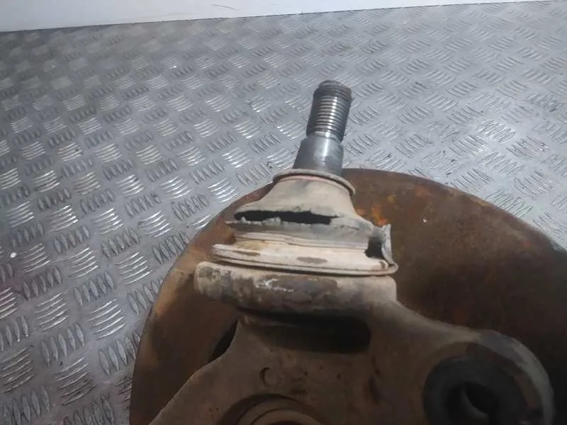 Mangueta Delantera Derecha para Ford Transit Caja Cerrada '06
