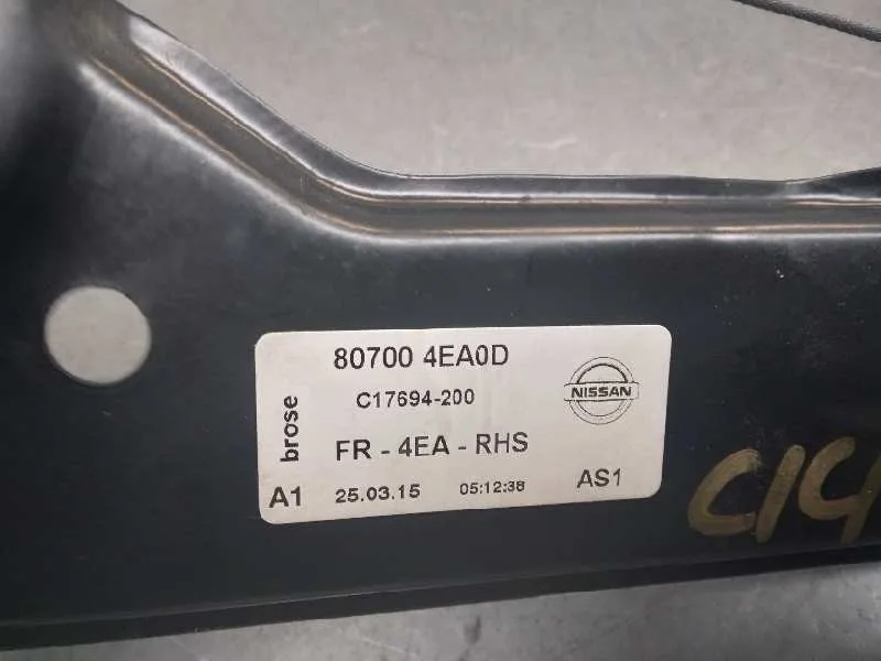 Elevalunas Delantero Derecho para Nissan Qashqai (J11)