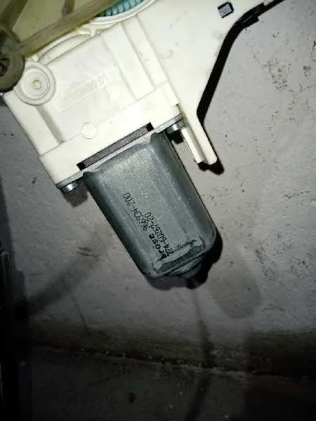 Elevalunas Delantero Derecho para Audi A6 Allroad Quattro (4Fh)