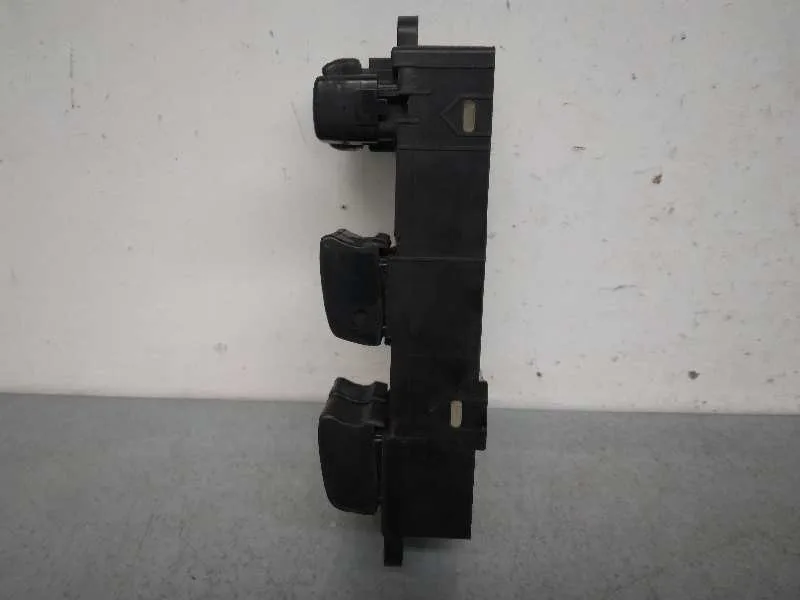 Mando Elevalunas Delantero Izquierdo para Nissan Almera (N16/E)