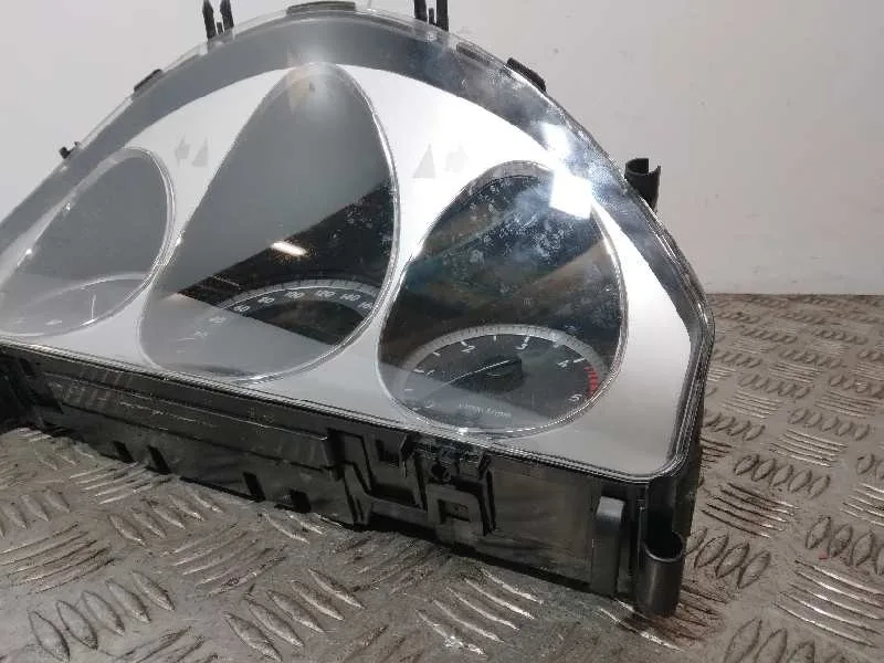 Cuadro Instrumentos para Mercedes-Benz Clase C (W204) Familiar