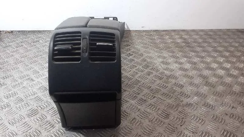 Apoyabrazos Central para Mercedes-Benz Clase C (W204) Familiar