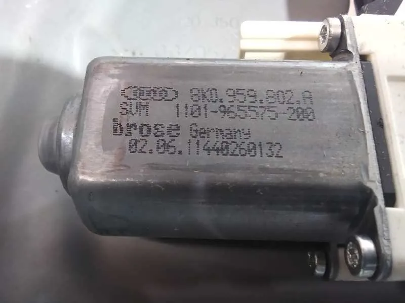 Elevalunas Delantero Derecho para Skoda Superb Combi (3T5)