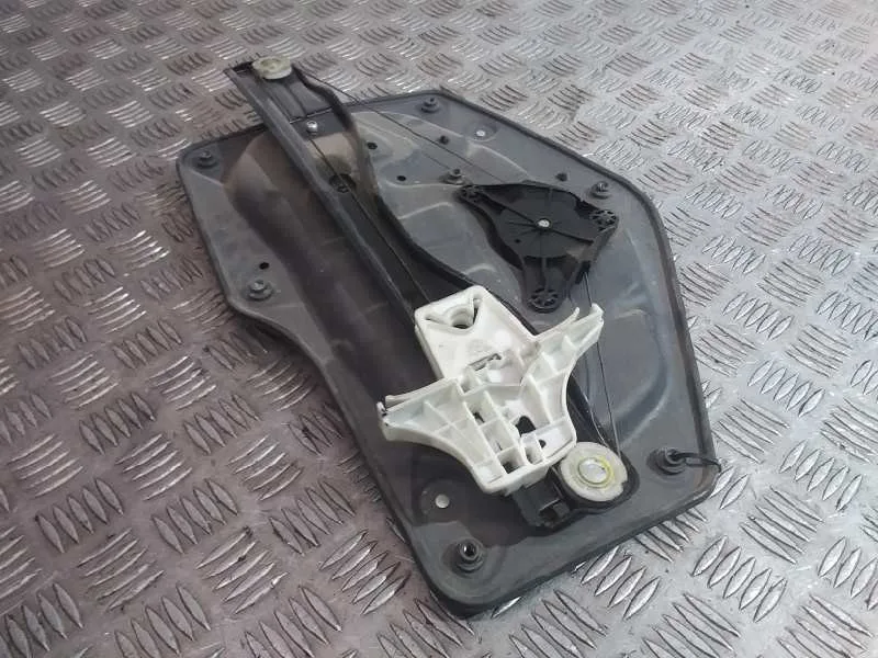 Elevalunas Trasero Derecho para Skoda Superb Combi (3T5)