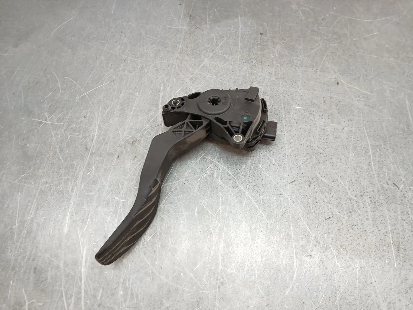 Pedal Acelerador para Nissan Qashqai (J11)