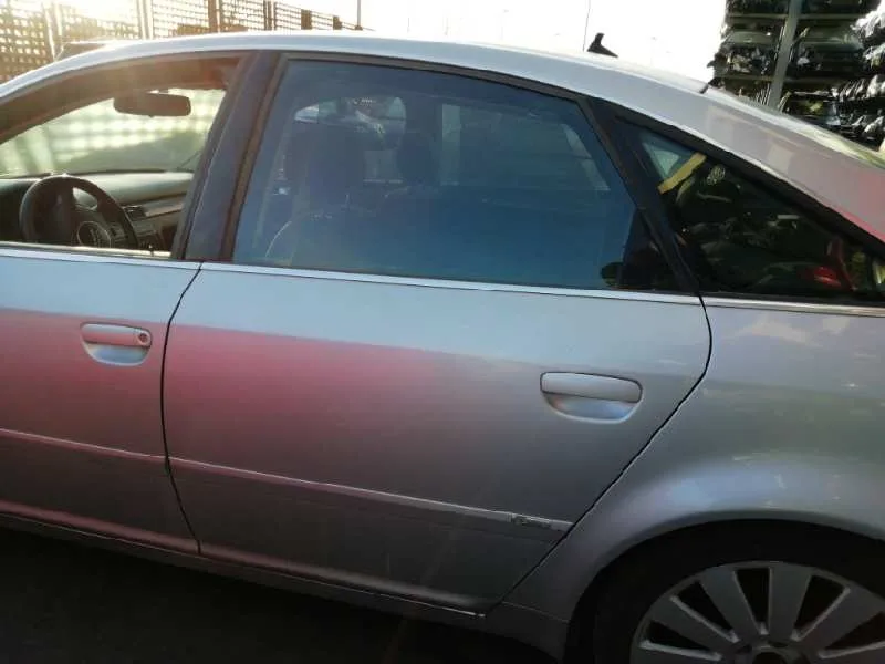 Puerta Trasera Izquierda para Audi A6 Berlina (4B2)