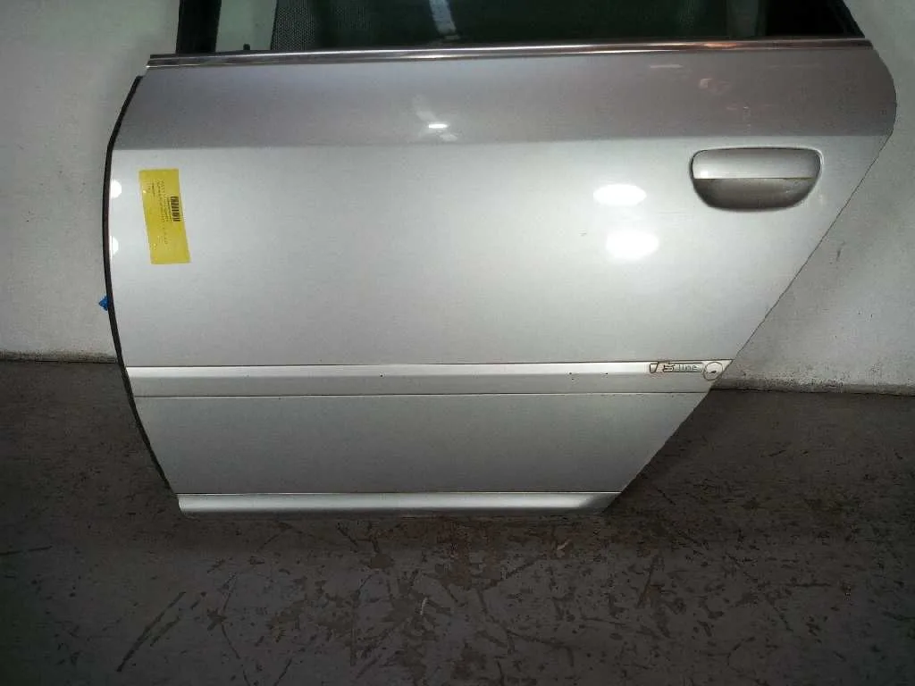 Puerta Trasera Izquierda para Audi A6 Berlina (4B2)