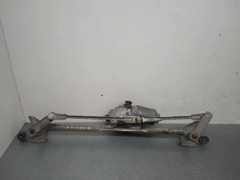 Motor Limpia Delantero para Mazda 6 Berlina (Gg)