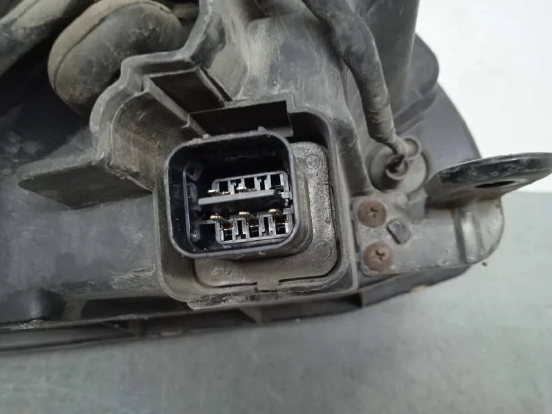 Faro Izquierdo para Kia Carens