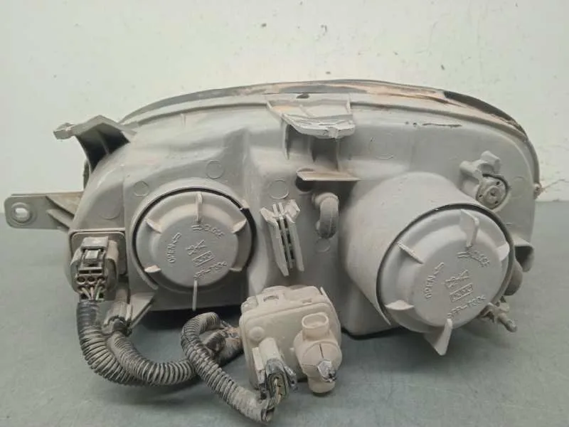 Faro Derecho para Daewoo Leganza