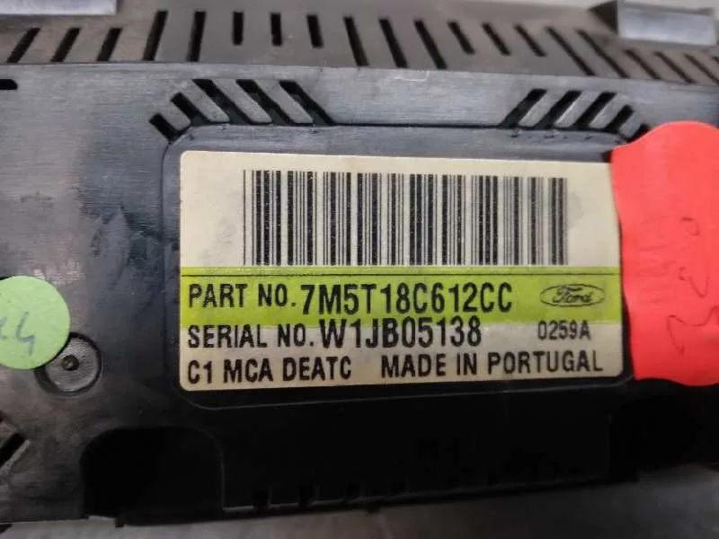 Mando Climatizador para Ford Focus Lim. (Cb4)