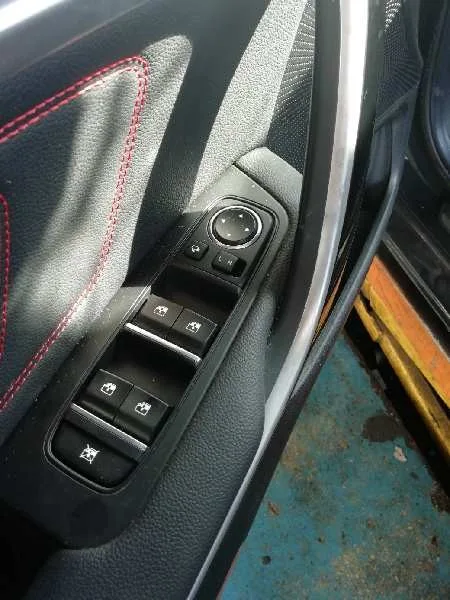 Mando Elevalunas Delantero Izquierdo para Kia Ceed