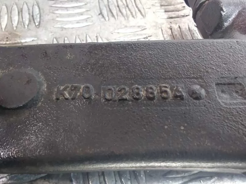 Brazo Suspension Inferior Delantero Izquierdo para Nissan Interstar Mod. 04 (X70)