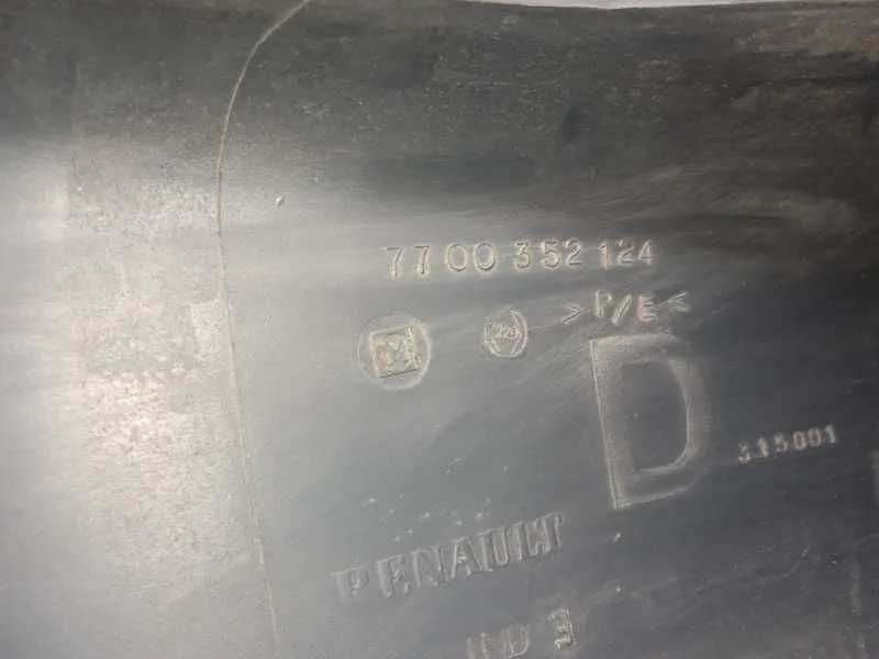Puntera Paragolpes Trasera Derecha para Nissan Interstar Mod. 04 (X70)
