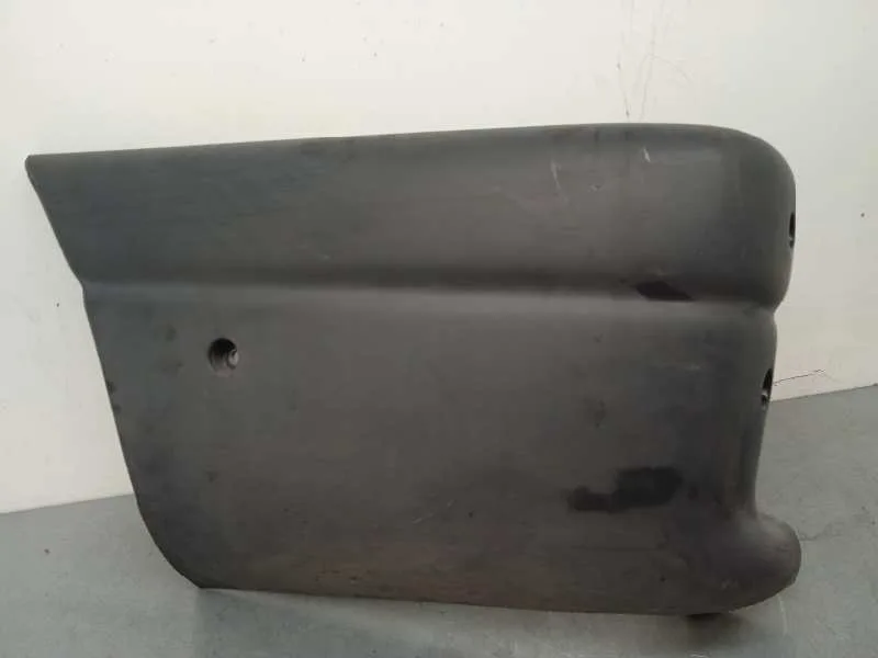 Puntera Paragolpes Trasera Izquierda para Nissan Interstar Mod. 04 (X70)