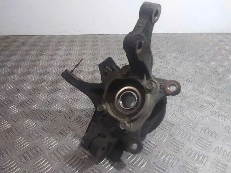 Mangueta Delantera Izquierda para Kia Cee'd