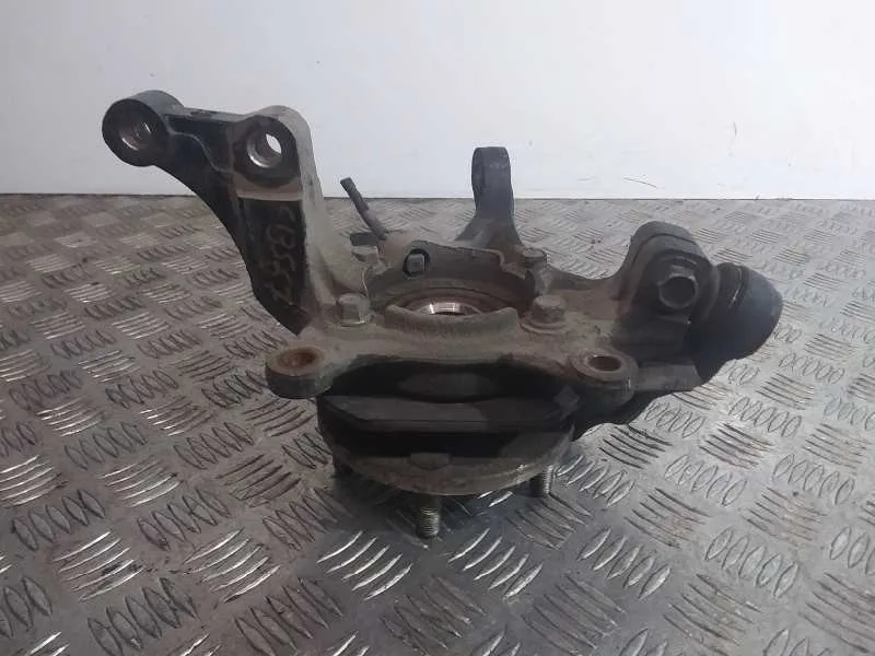 Mangueta Delantera Derecha para Kia Cee'd
