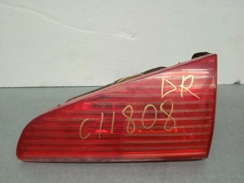 Piloto Trasero Derecho Interior para Peugeot 607 (S1)