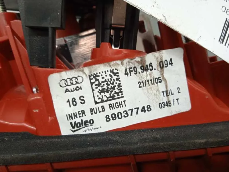 Piloto Trasero Derecho Interior para Audi A6 Avant (4F5)