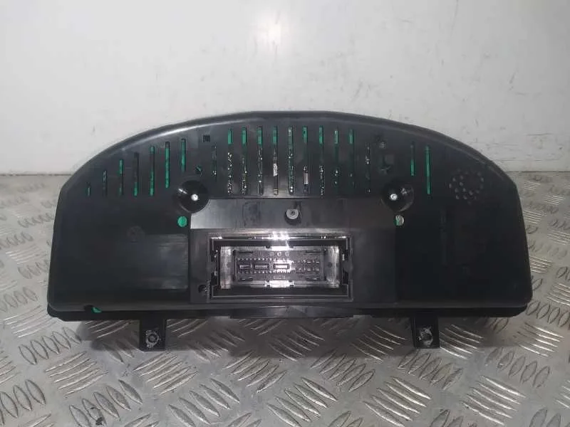 Cuadro Instrumentos para Volkswagen Passat Berlina (3C2)