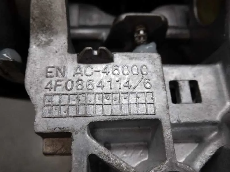 Apoyabrazos Central para Audi A6 Berlina (4F2)