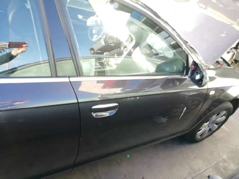 Puerta Delantera Derecha para Audi A6 Berlina (4F2)