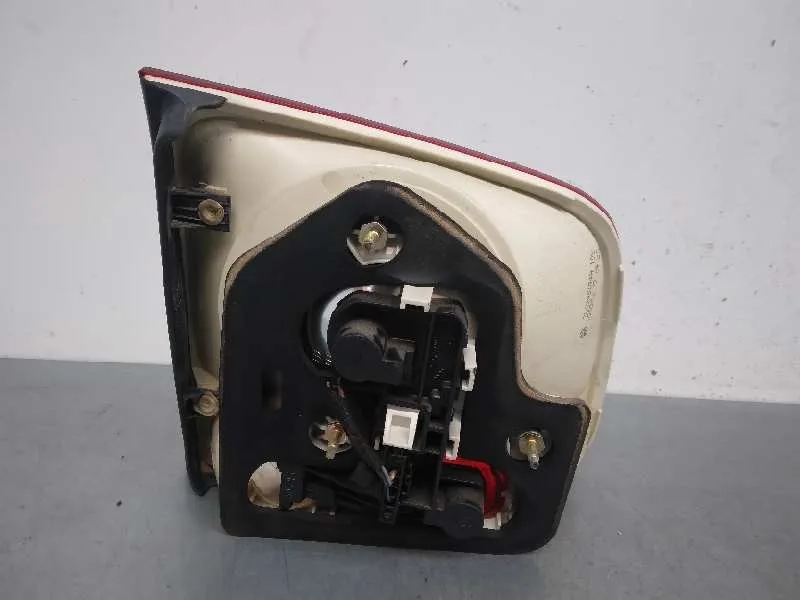 Piloto Trasero Derecho Interior para Volkswagen Touareg (7La)