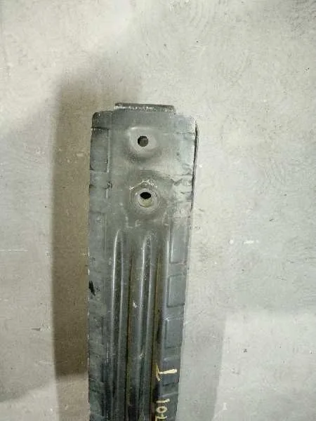 Refuerzo Paragolpes Trasero para Ford Focus Lim.