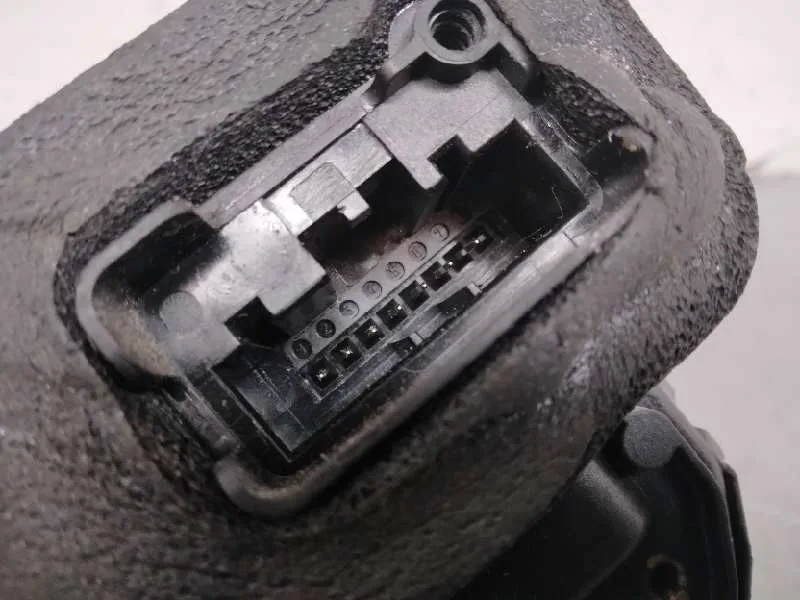 Cerradura Puerta Trasera Derecha para Skoda Superb (3V3)