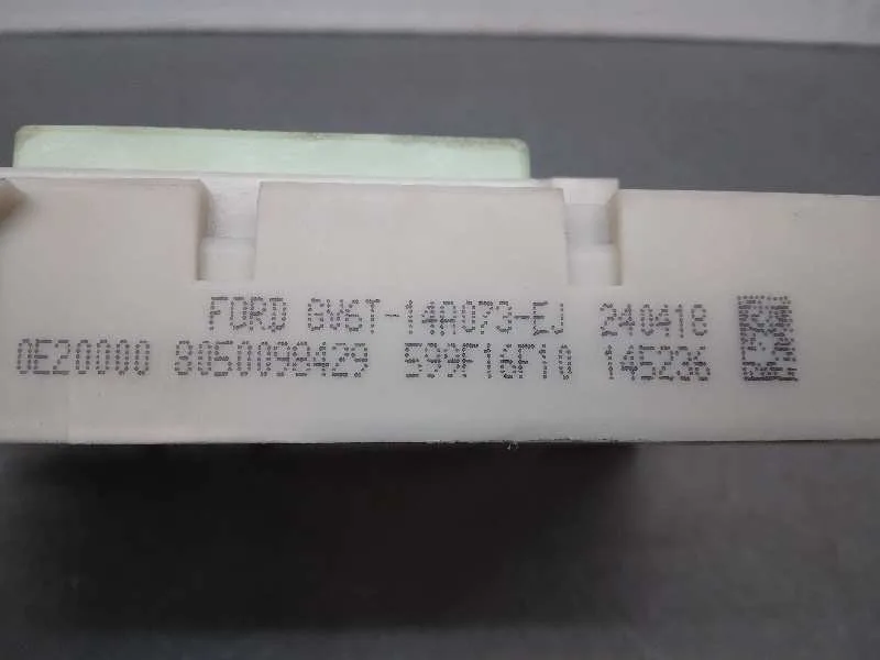 Caja Reles / Fusibles para Ford Kuga (Cbs)