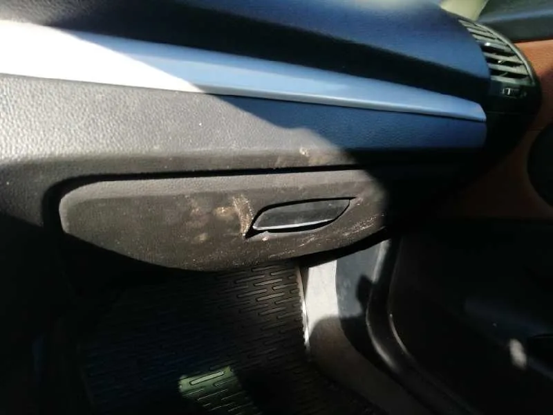 Guantera para Bmw Serie 1 Coupe (E82)