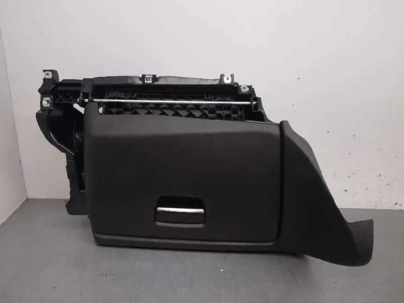 Guantera para Bmw Serie 1 Coupe (E82)