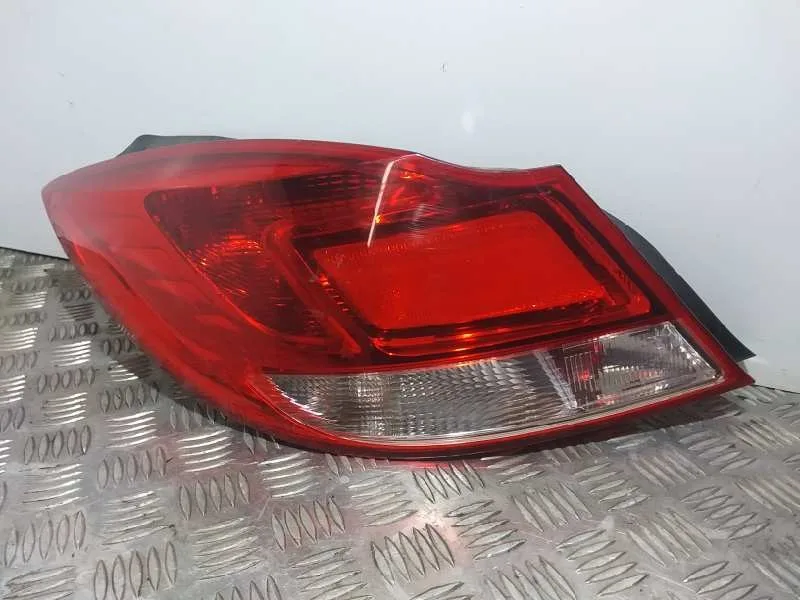 Piloto Trasero Izquierdo para Opel Insignia Berlina