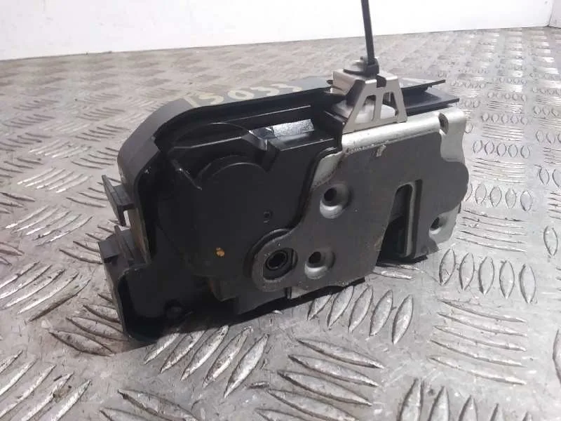 Cerradura Puerta Delantera Derecha para Ford Puma