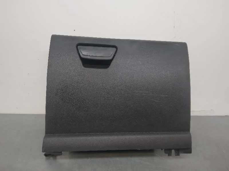 Guantera para Ford Kuga (Cbs)