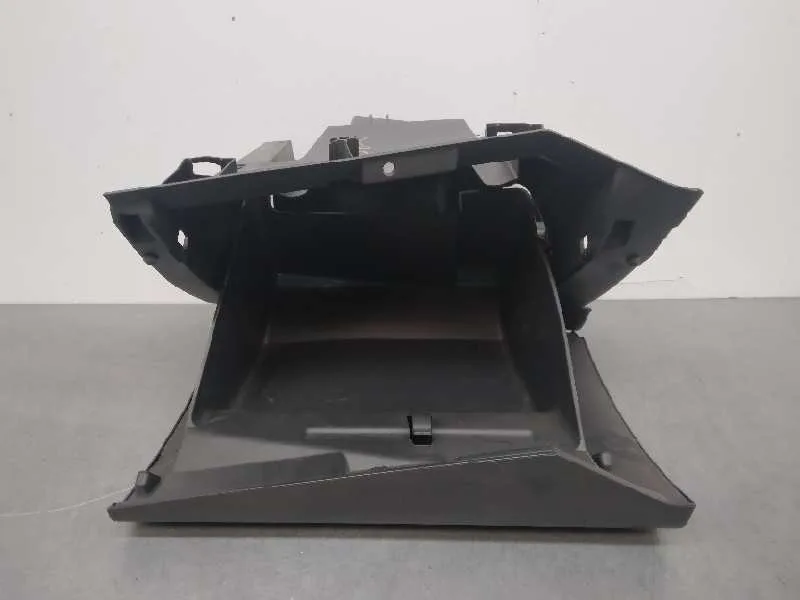 Guantera para Ford Kuga (Cbs)