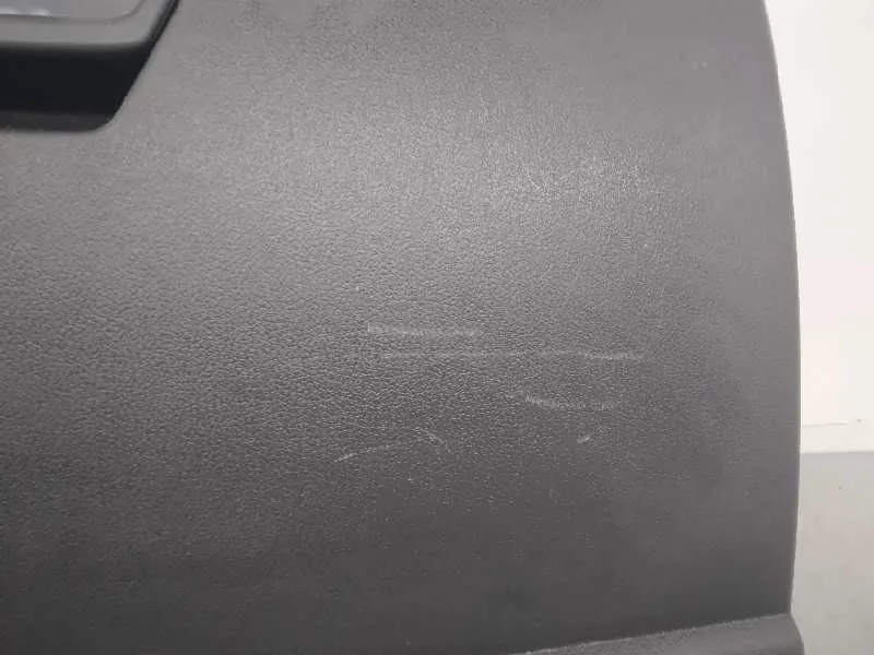 Guantera para Ford Kuga (Cbs)