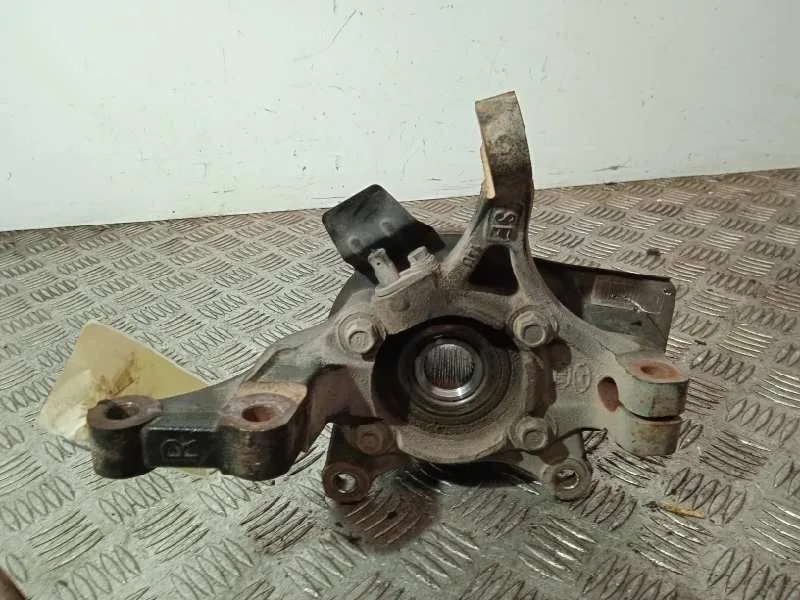 Mangueta Delantera Derecha para Kia Cee'd