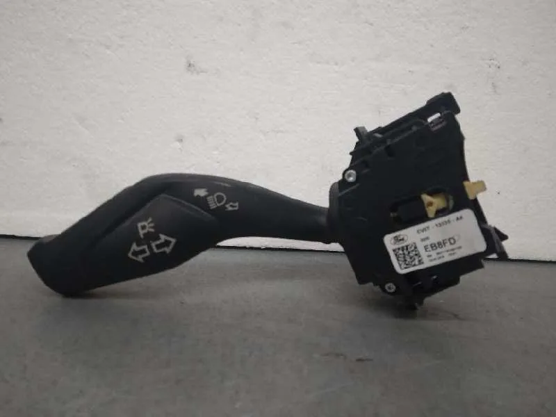 Mando Intermitentes para Ford Kuga (Cbs)