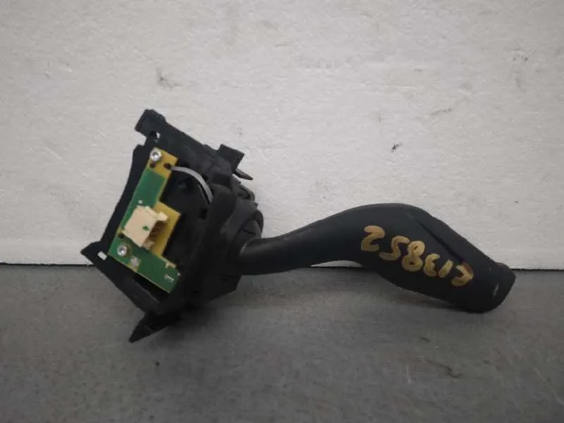Mando Intermitentes para Ford Kuga (Cbs)