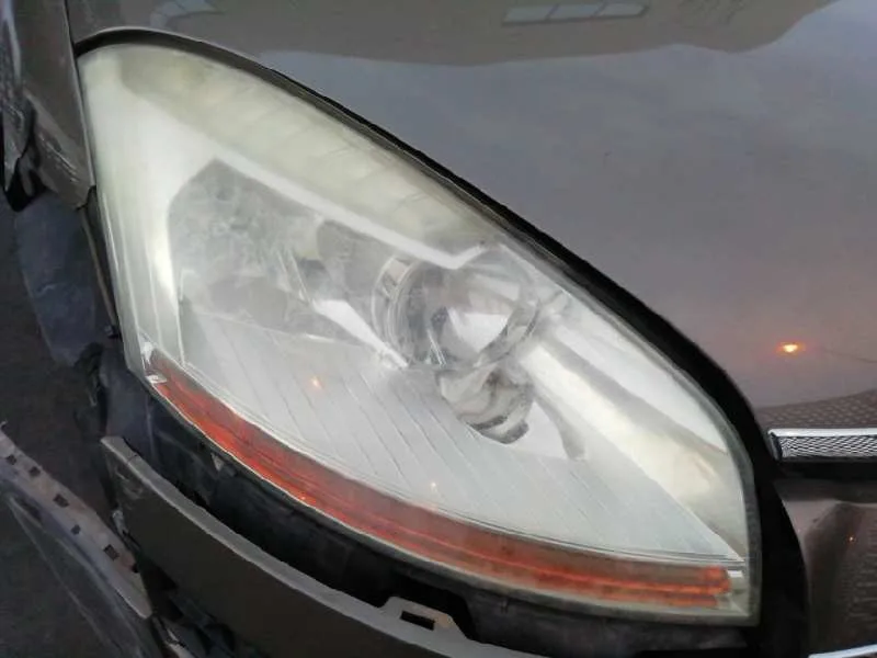 Faro Derecho para Citroën C4 Picasso