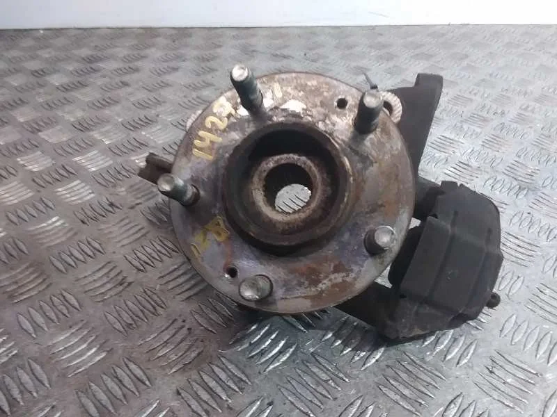 Mangueta Delantera Izquierda para Kia Cee'd