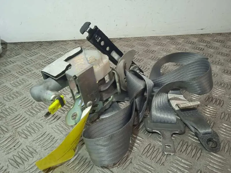Cinturon Seguridad Delantero Derecho para Toyota Prius (Nhw20)