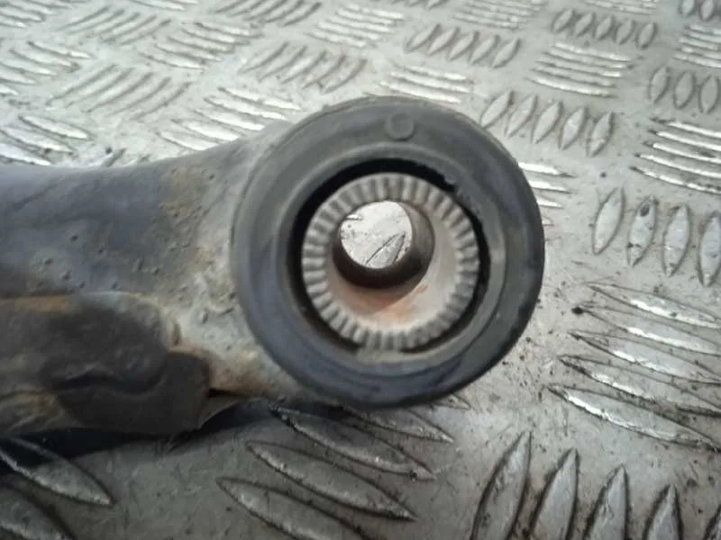 Brazo Suspension Inferior Delantero Izquierdo para Toyota Prius (Nhw20)