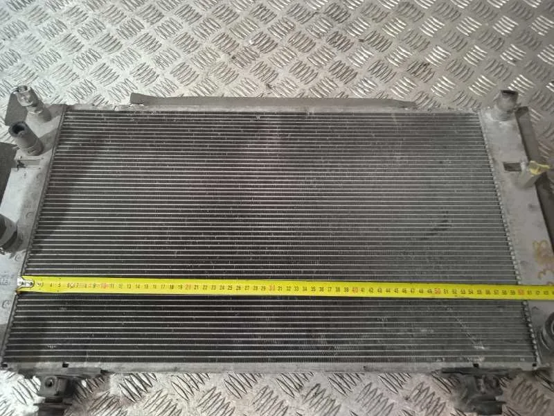Radiador Agua para Toyota Prius (Nhw20)