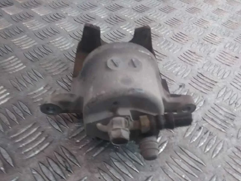 Pinza Freno Delantera Izquierda para Toyota Prius (Nhw20)