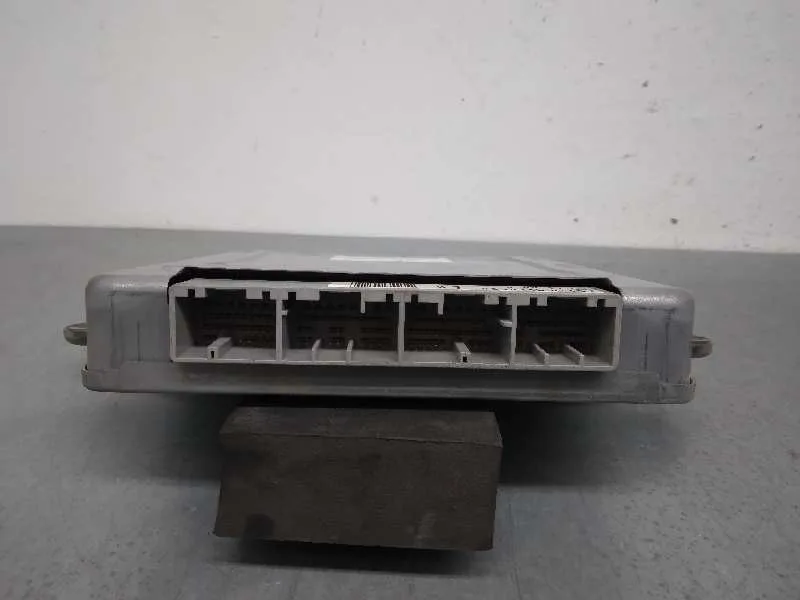 Centralita Motor Uce para Toyota Prius (Nhw20)