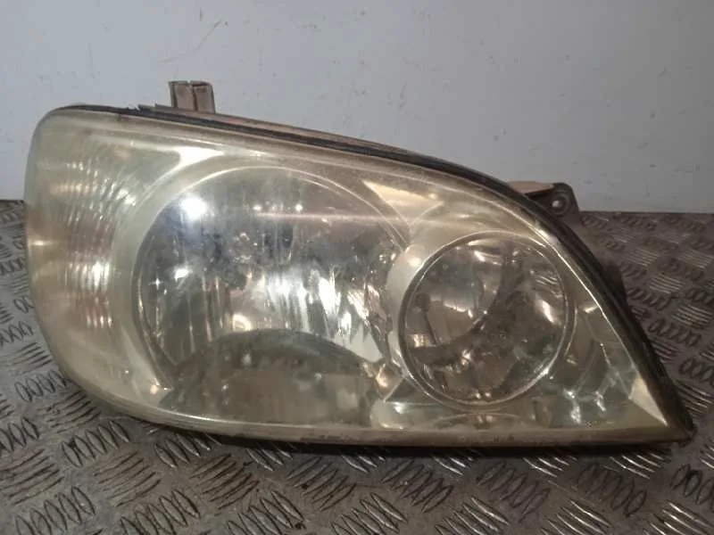 Faro Derecho para Kia Carnival Ii
