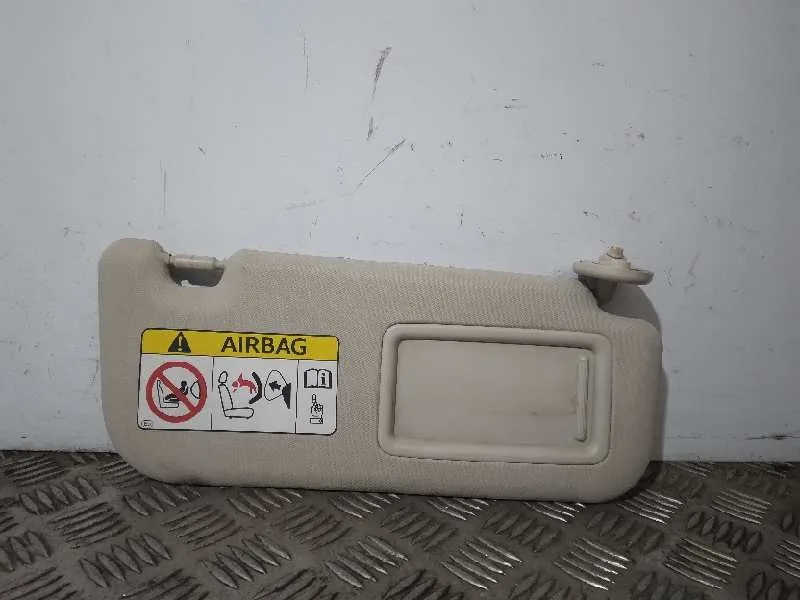 Parasol Derecho para Toyota Corolla (E18)
